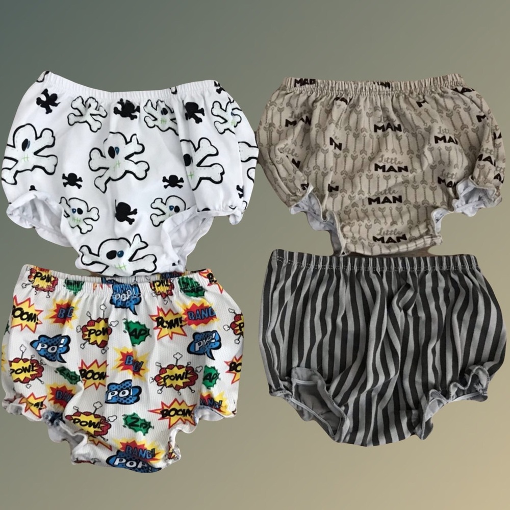 ❌ *SOLD* Stud Muffins Diaper Covers, 4 count